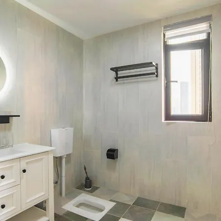 Two Suite, Suitable For Family Living Appartement Riga