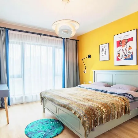 Two Suite, Suitable For Family Living Appartement